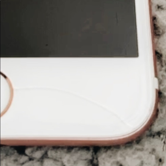 Unlocked iphone 6s + Wildflower case - Picture 6 of 7